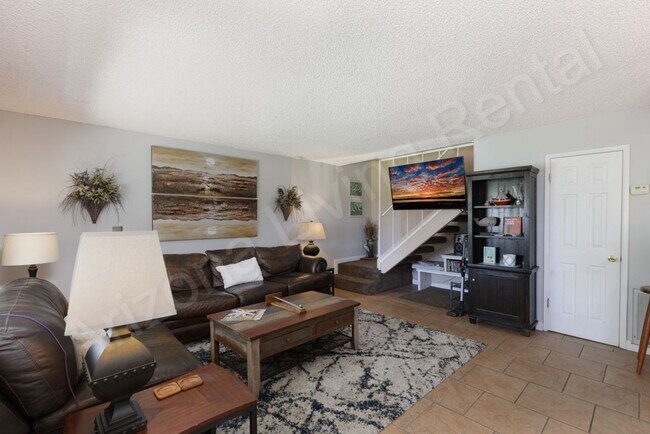 Building Photo - FURNISHED LOS LAGOS RENTAL