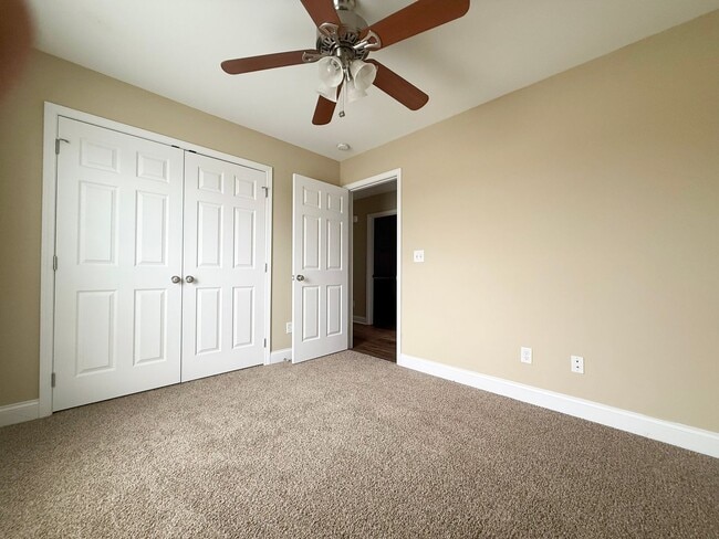 Building Photo - 3-Bedroom Home with Garage in The Reserve