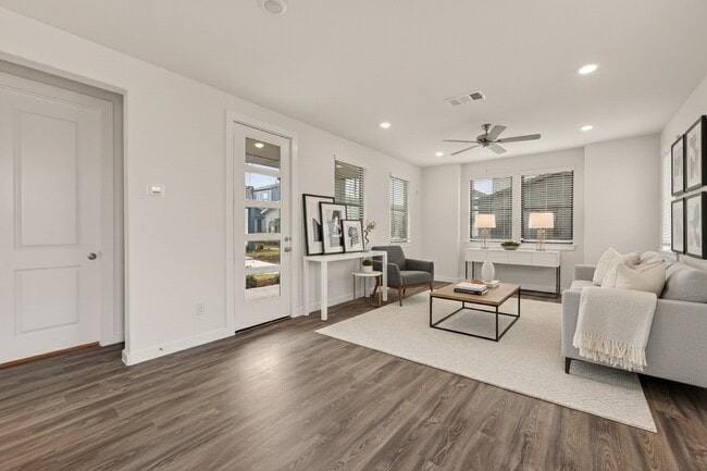 Building Photo - 3241 Loam Ln