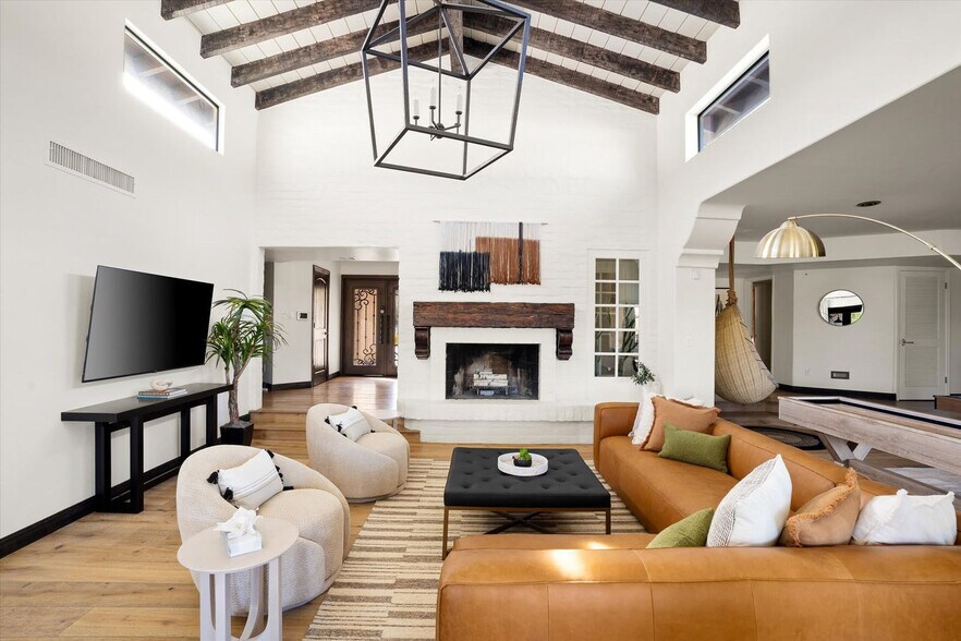 Building Photo - 4744 Saguaro Pl