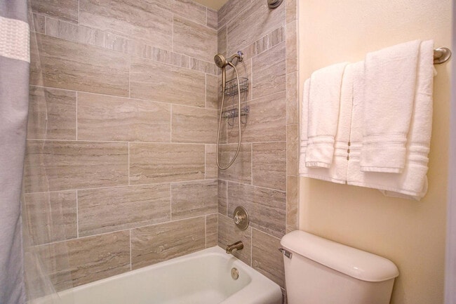 Building Photo - 3367 S 100th St