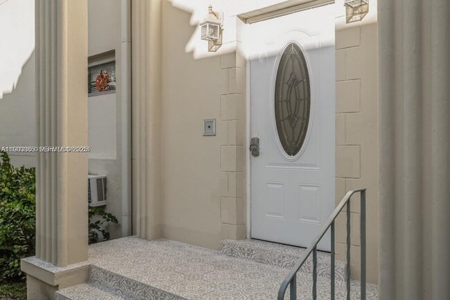 Building Photo - 23 Phoenetia Ave