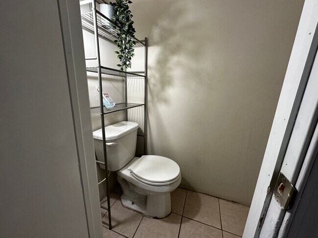 Building Photo - Perfect house to call home