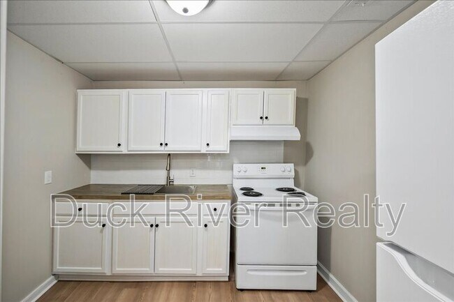 Building Photo - 1409 Highland Ave