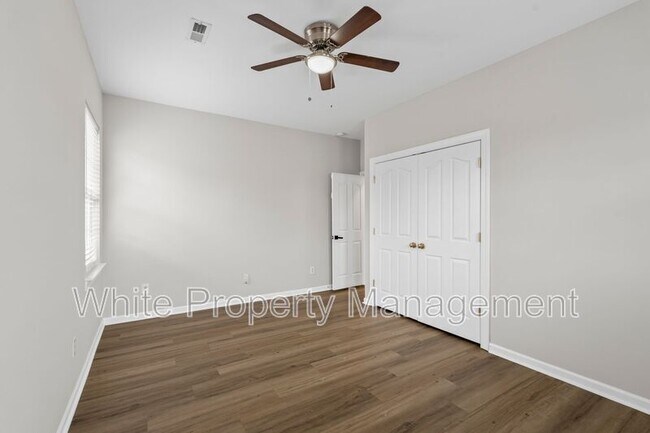 Building Photo - 11012 Southfield Dr