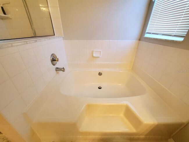 Building Photo - 2331 Rothenfeld Ct