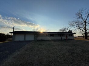 Building Photo - Lorena ISD