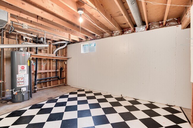 Building Photo - 16176 E Bates Dr
