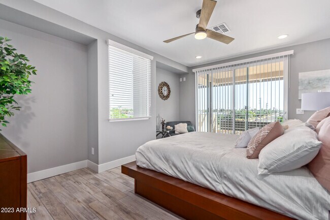 Building Photo - 7550 E Osborn Rd