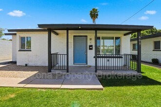 Building Photo - 805 E Turney Ave