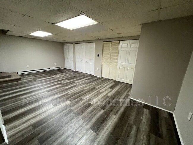 Building Photo - 727 Clifton Ave