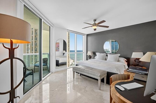 Building Photo - 101 S Fort Lauderdale Beach Blvd