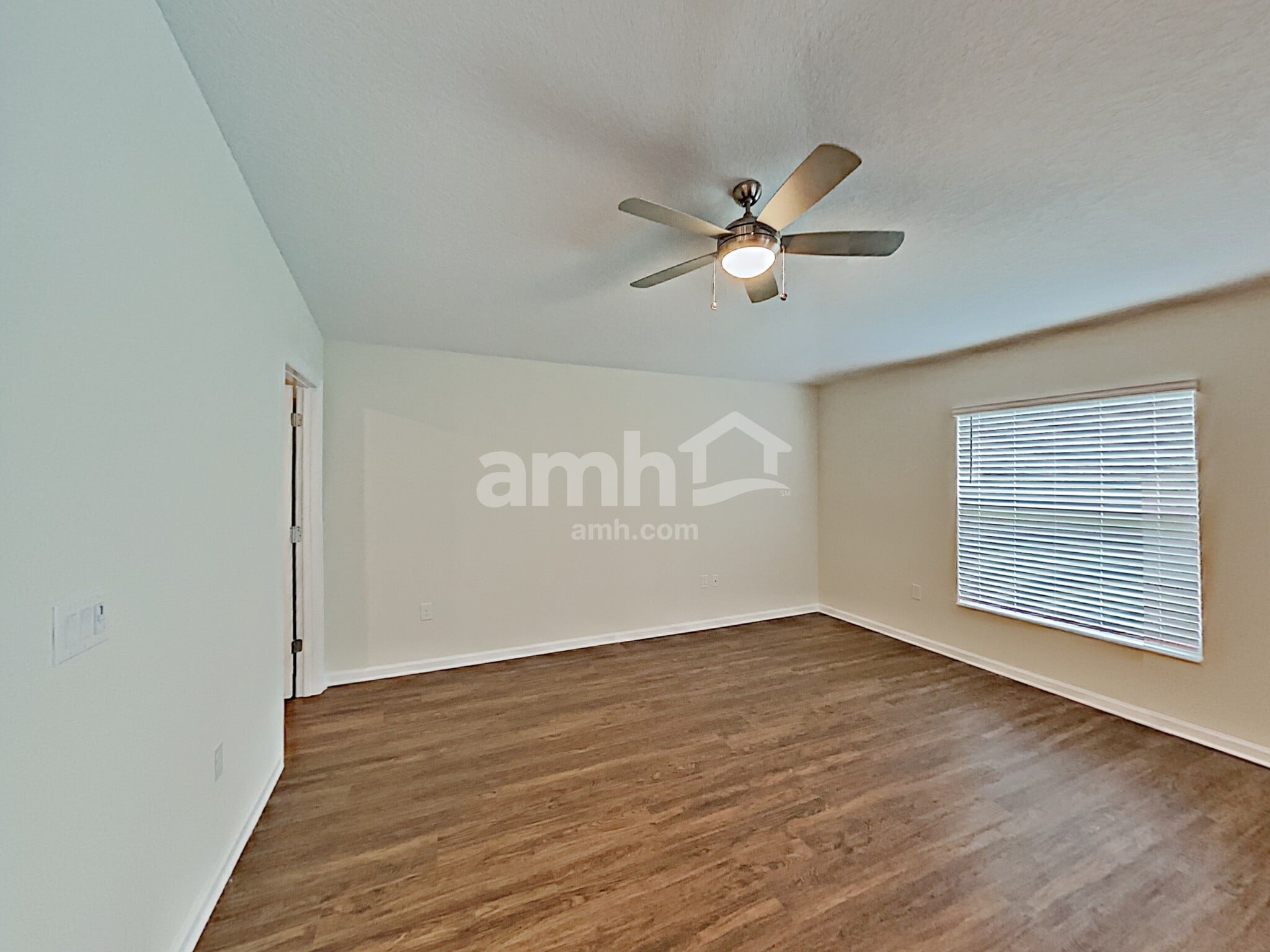 Building Photo - 4345 Seven Canyons Dr