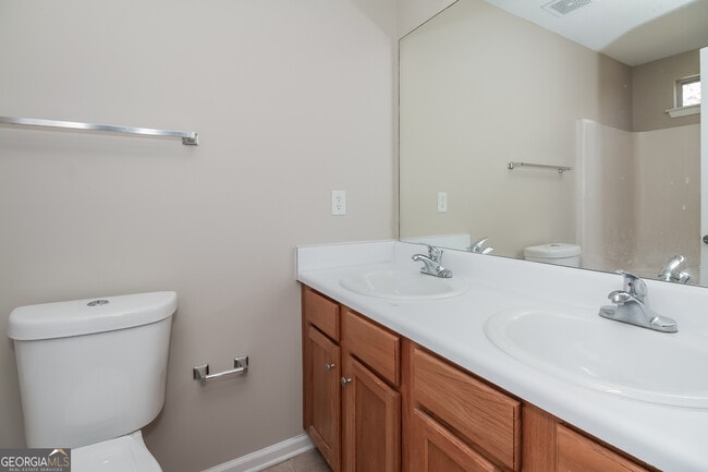 Building Photo - 3560 Brookstone Way