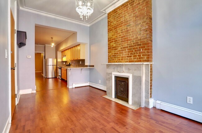 Building Photo - 291 8th St