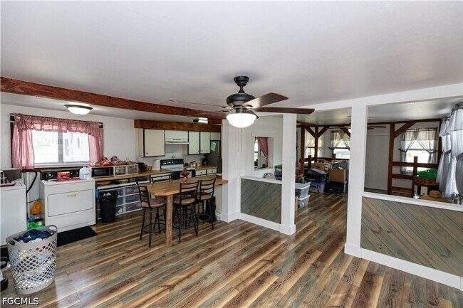 Building Photo - 17841 Palm Creek Dr