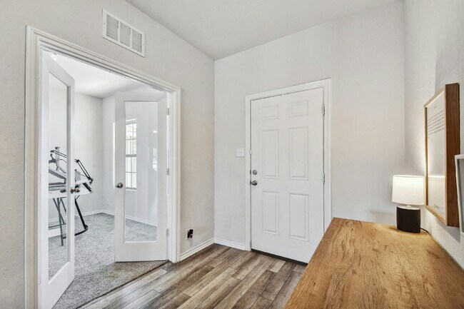 Building Photo - Spacious 4-Bedroom Rental in Trails at Cul...