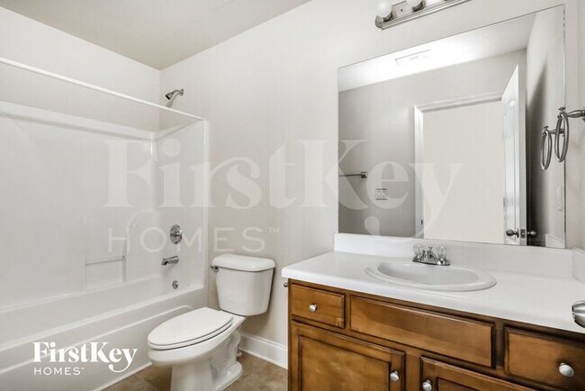 Building Photo - 111 Northfield Cir