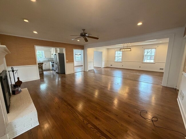 Building Photo - 115 Adams Ave