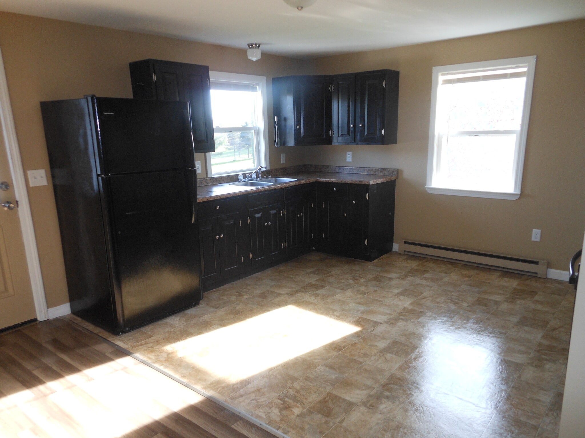 Building Photo - 1331 Old Rte One