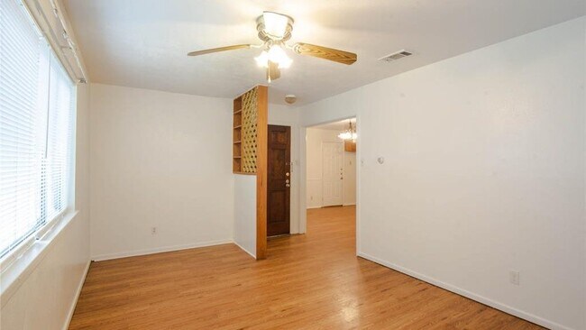 Building Photo - 3505 Grady St