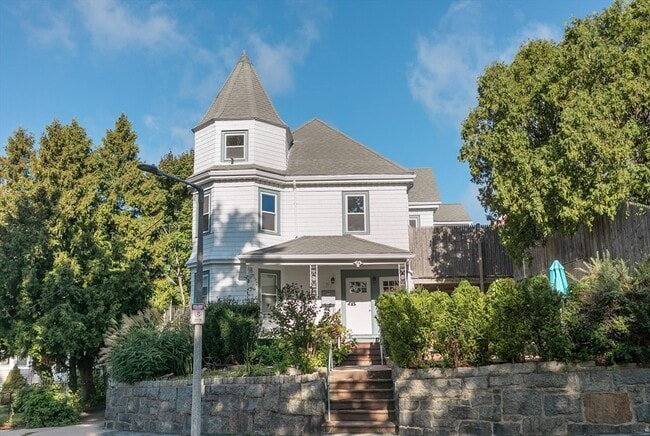 Primary Photo - 15 S Fairview St