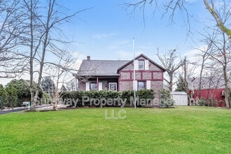 Building Photo - 310 Union Ave