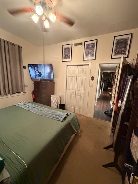 Building Photo - 1533 Floyd Ave