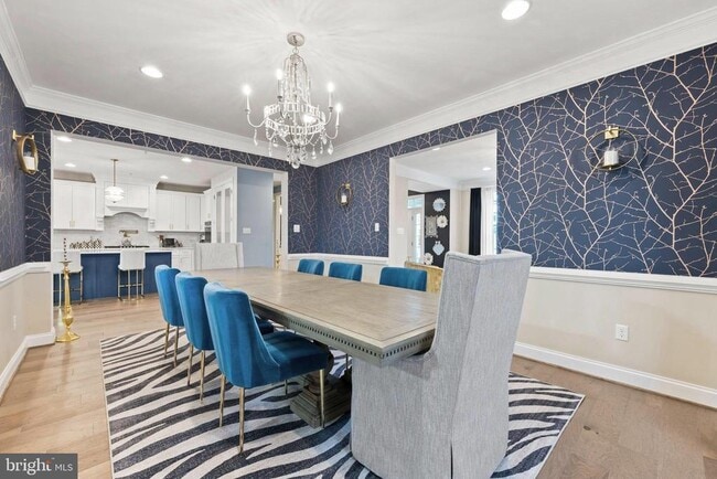 Building Photo - 607 Somerstown St