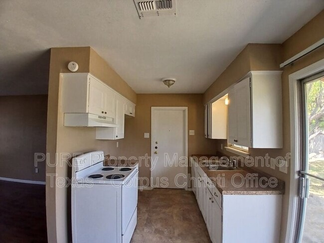 Building Photo - 2006 Melisa Ln