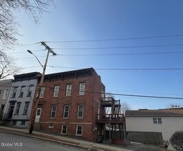 Building Photo - 8 Harrison Ave