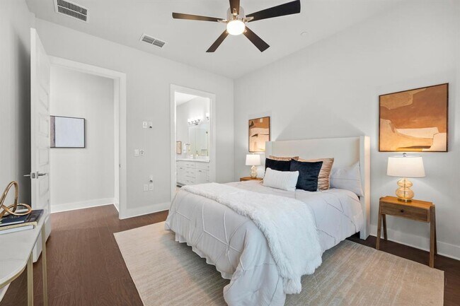 Building Photo - 4410 Grotto Dr