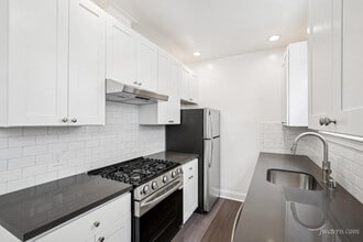 Building Photo - 27 San Juan Ave