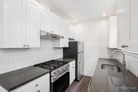 Building Photo - 27 San Juan Ave