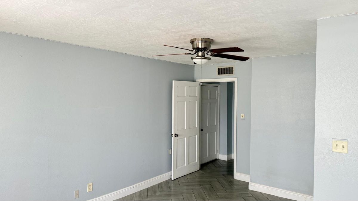 Building Photo - 1760 Tee Dee Ln