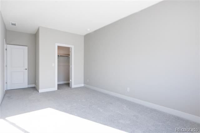 Building Photo - 199 Simmental Lp