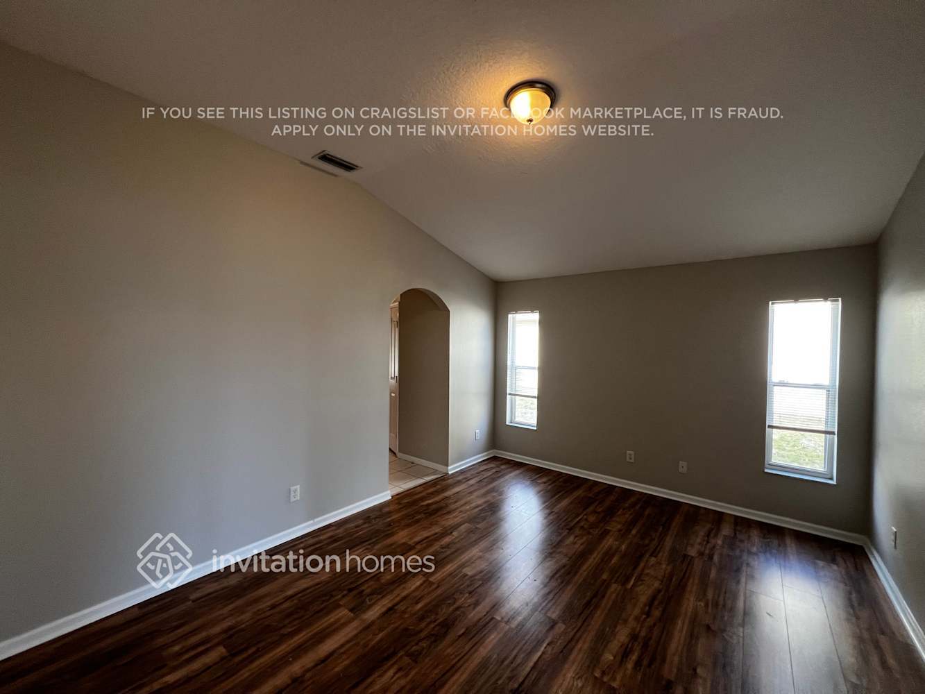 Building Photo - 2089 SW Idaho Ln