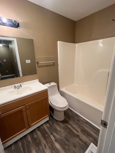 Building Photo - 1052 Merrick Dr