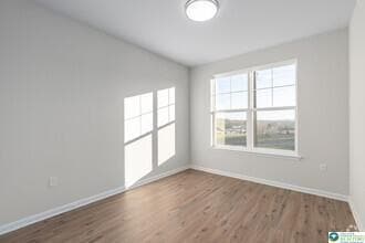 Building Photo - 430 Cambria St