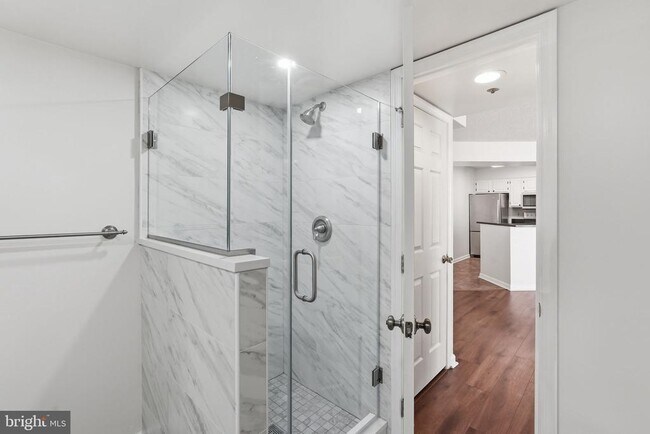 Building Photo - 1200 Braddock Pl