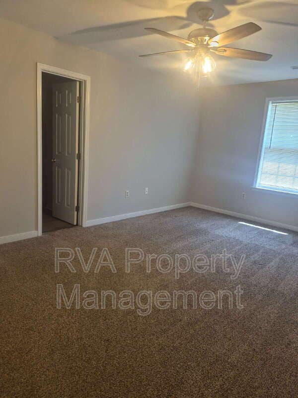 Building Photo - 4019 Frye Terrace