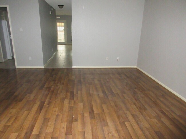 Building Photo - 14551 Misty Meadow Ln