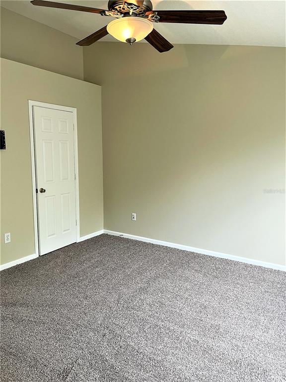 Building Photo - 894 Vineland Pl