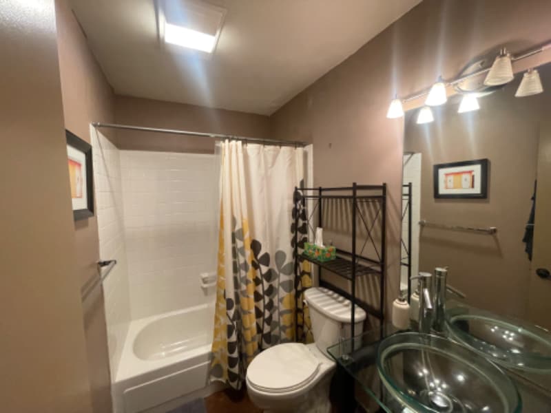 Building Photo - 816 W Beaver Creek Blvd