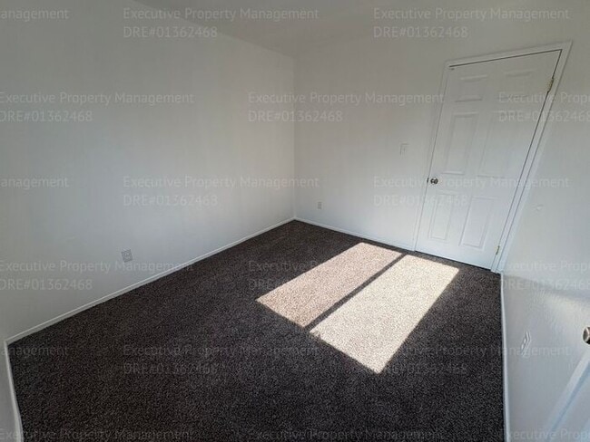 Building Photo - Corner lot 4-bedroom, 2-bathroom home