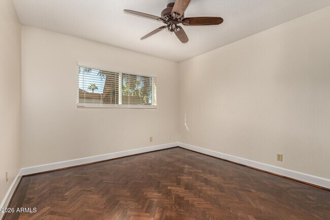 Building Photo - 10638 E Turquoise Ave