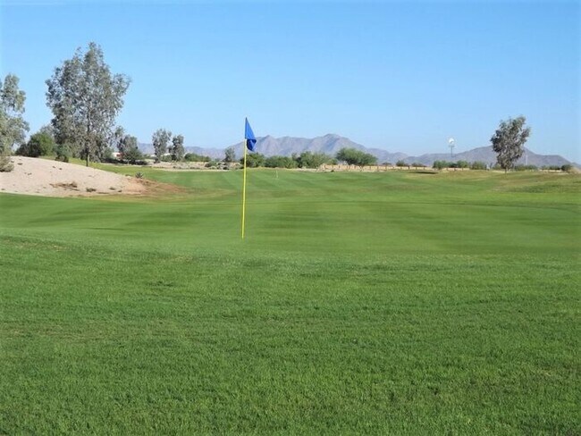 Building Photo - Mission Royal Resort Living Community! 5bd 3ba! Golf Course & Water Park!