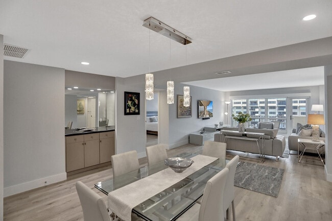 Building Photo - 5000 N Ocean Blvd
