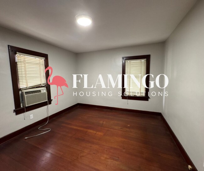 Building Photo - Cozy 2-Bedroom Home with Central Air in Dayton’s Gem City