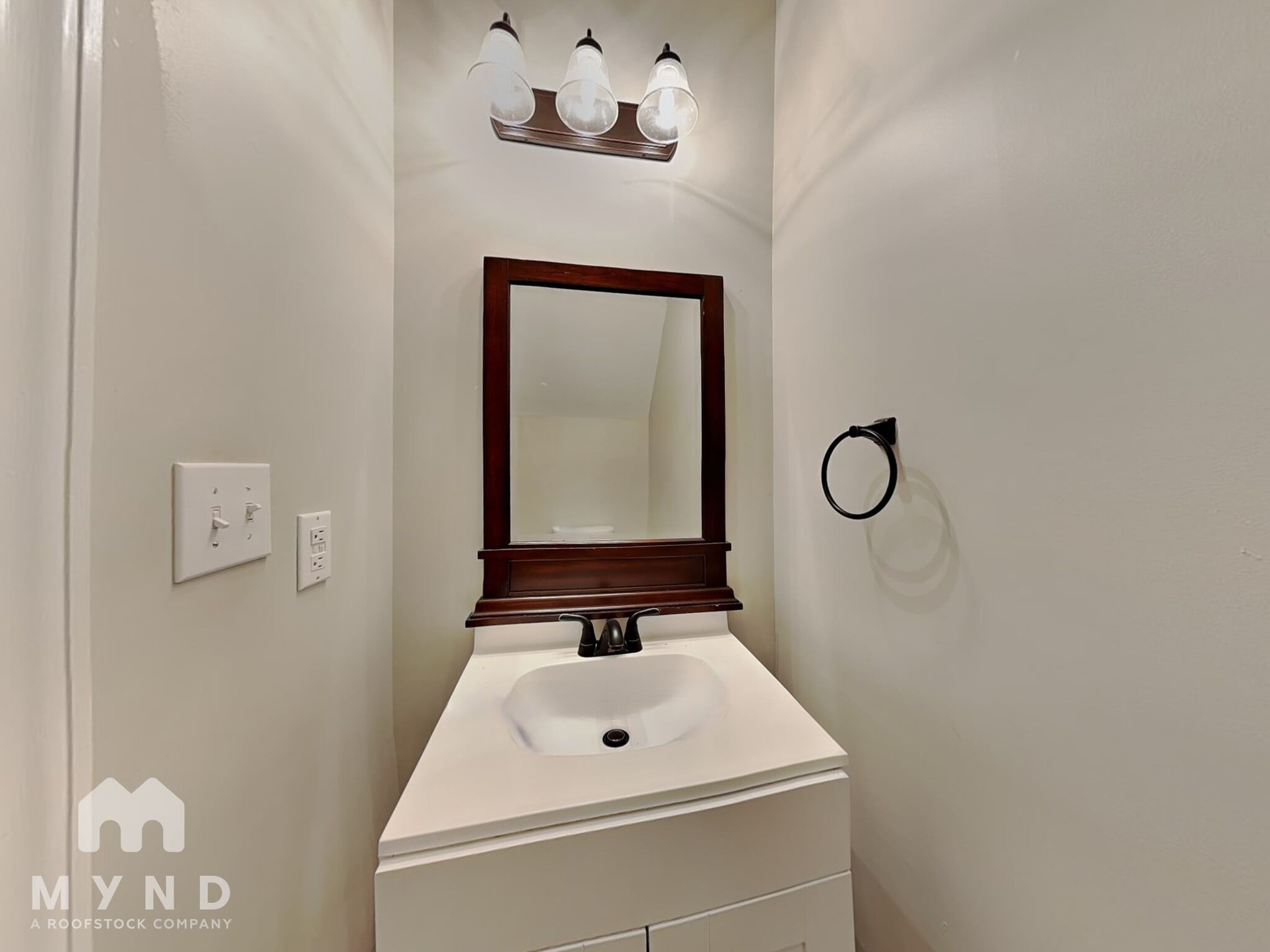 Building Photo - 8528 Yucca Trail